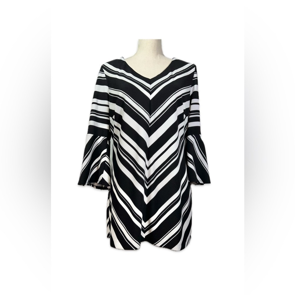Coco Bianco Striped Blouse Women’s Size Large Black and White